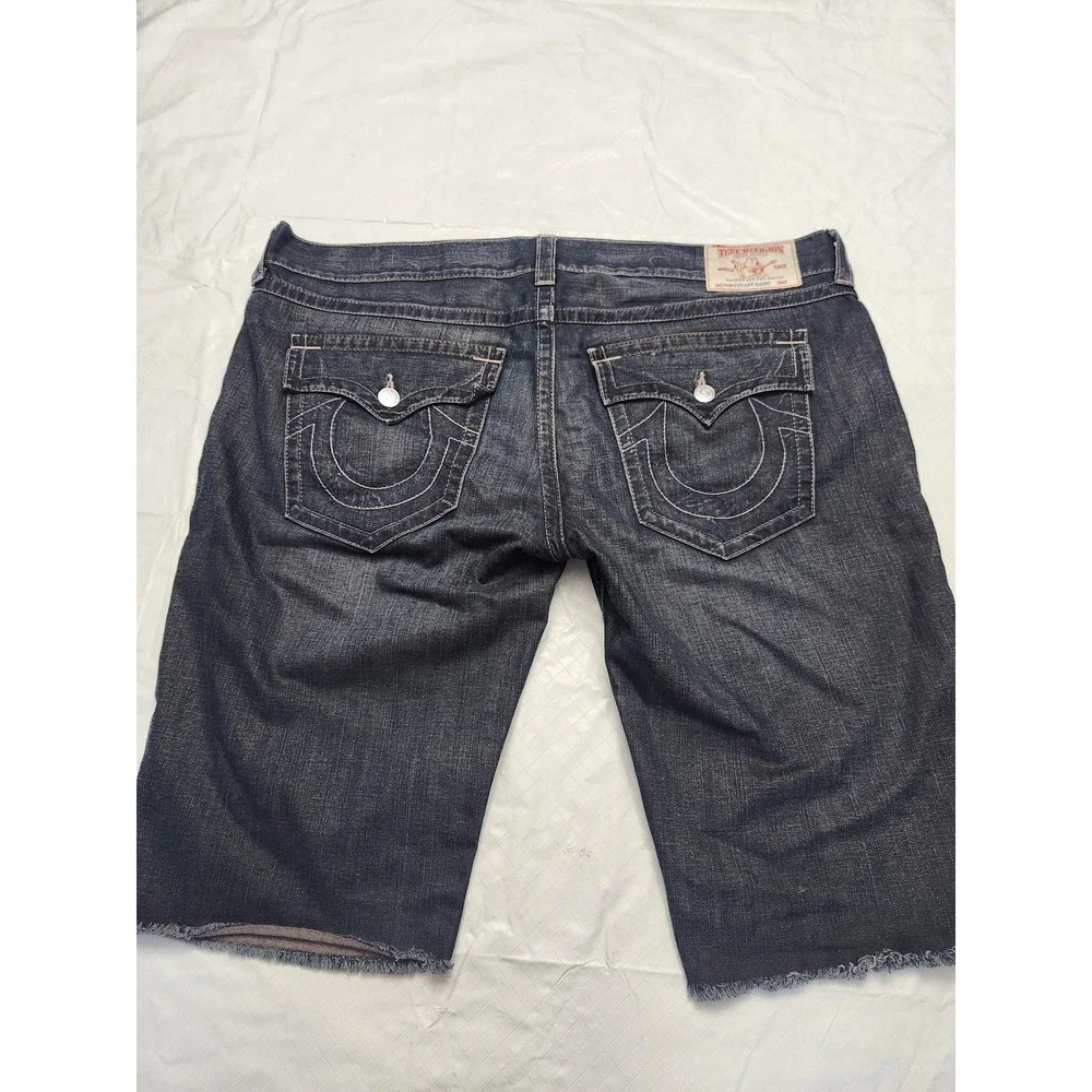 True Religion Denim Shorts Mens 44 Blue Cut Off Straight Flap Distressed Bermuda